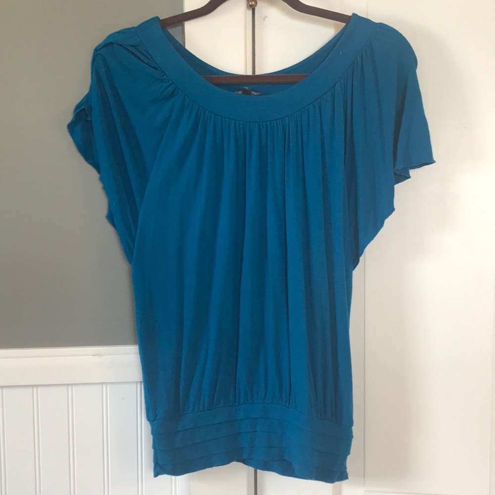 Express teal shirt